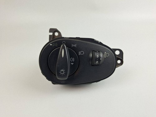 Ford focus max 2008 - focus, light