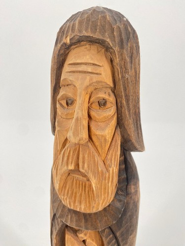 Holzfigur geschnitzt - *,