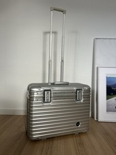 RIMOWA x Lufthansa Topas Pilot
