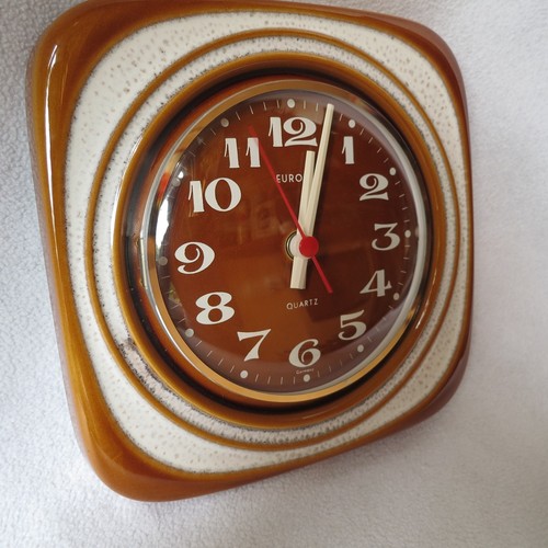 Europa quartz wanduhr 22x22cm - wanduhr,
