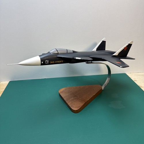 Suchoi berkut - suchoi, (s-37)