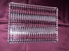 Tortenplatte Glas gemustert eckig Maße ca, 25 x 35 ohne Gewähr