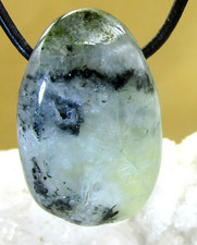 PREHNIT   Trommelstein