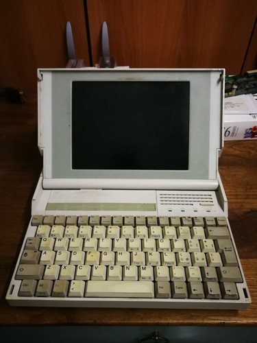 Vintage packard bell laptop - packard,