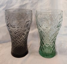 2x Coca Cola Gläser Grau + Grün Longdrink Cocktailglas Logo