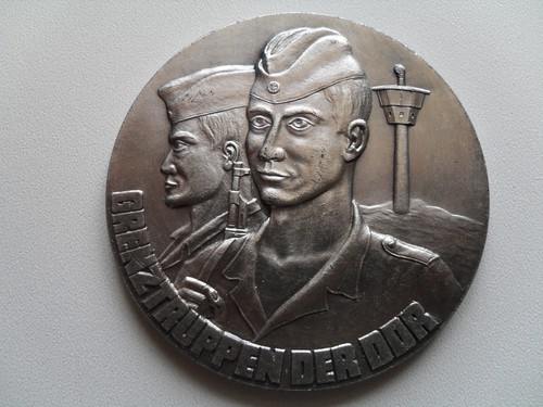 Ddr orden medaille - ", "