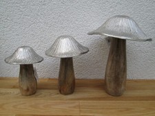 Pilz aus Metall, Mangoholz