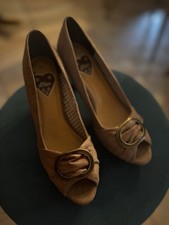 S. Oliver Trachten-Pumps