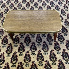 Kleiner Blumenhocker 70er Jahre