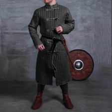 Gambeson Mittelalter dick
