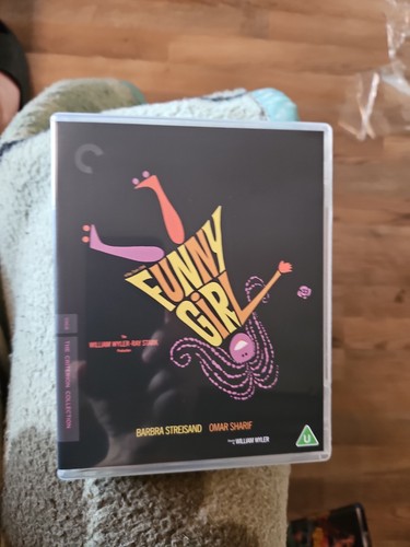 Funny girl criterion - funny,