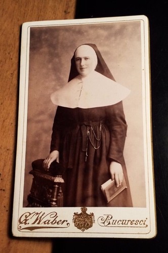 Nonne oder ordensschwester - oder, in