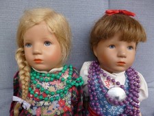 Zwei Käthe Kruse  Sammlerpuppen - ca  38 cm, gestopft - Sammlerpuppen unbespielt