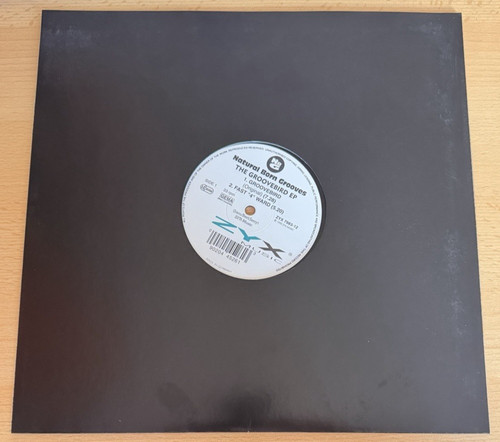 Natural born grooves - grooves, ‎–