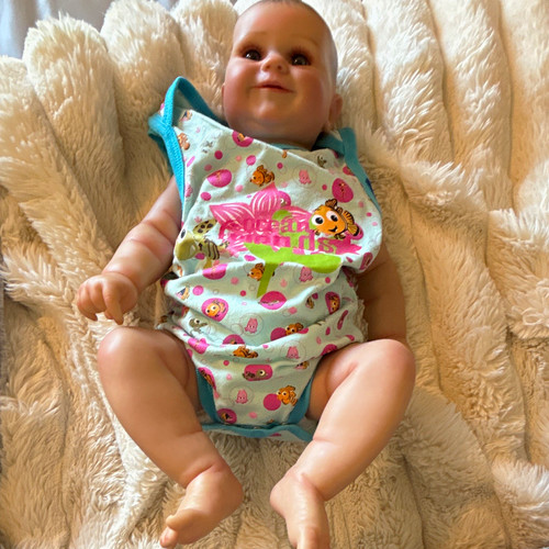 Babypuppe realistisches