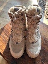 Gefütterter Stiefel von Marc