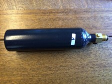 CO2 Flasche für Paintball, mit on/off Ventil, 0,5l
