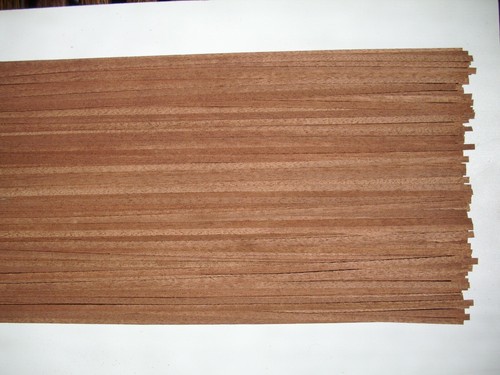 Holzleisten mahagoni 800 - mahagoni,