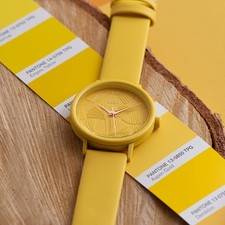 Oozoo Leder Damen Uhr C10395 Analog Quarzuhr Armband gelb Timepieces UOC10395