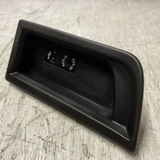 BMW F30 F31 USB AUX IN Buchse Stecker 9229246