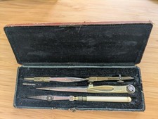 Unbekanntes Instrumentensatz