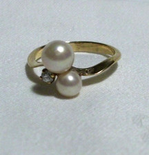 C76 Edler  Ring 925 Silber vergoldet  besetzt mit 2 Perlen + klarem Stein Gr 55