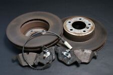 6864906 Bremsscheiben 324X30MM + Beläge vorne 6794916 OEM BMW 5er E60 E61 LCI