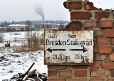 Wegweiser Dresden Stalingrad 2. Weltkrieg Metallschild Schild Alu