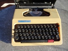 DDR Reiseschreibmaschiene Cella robotron