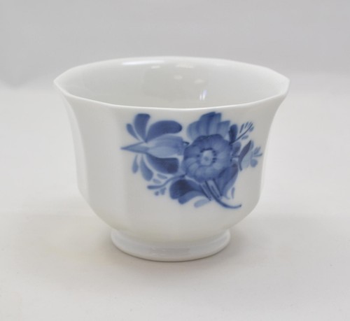 Royal copenhagen blaue blume - copenhagen,