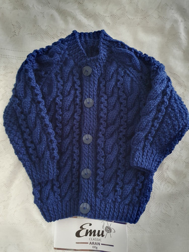Handgestrickte jungen aran - handgestrickte,
