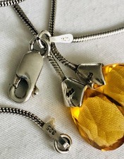 Elegante Halskette 925 Silber und 2 Facetterte Steinen 925 Silber 