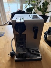 Nespresso Kapselmaschine DeLonghi Lattissima Pro EN750MB Aluminium