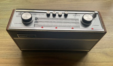 Roberts RT22 AM/FM Radio in