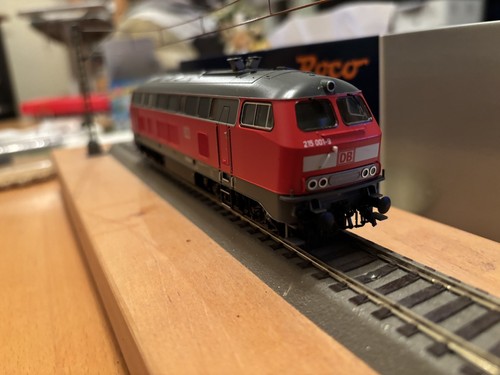 215 001 vorserien lok - 215,