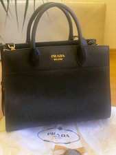 Feine Prada Tasche "Piano"
