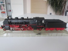 TRIX Schnellzuglokomotive mit
