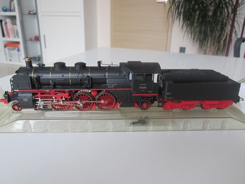 Trix schnellzuglokomotive mit - schnellzuglokomotive,