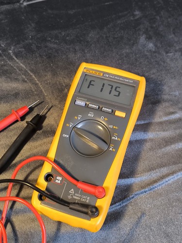 Fluke 175 true - true, rms