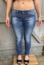 Benetton Jeans Skinny Used Look Denim Hose Damen Top Original Sommer z Pumps W28