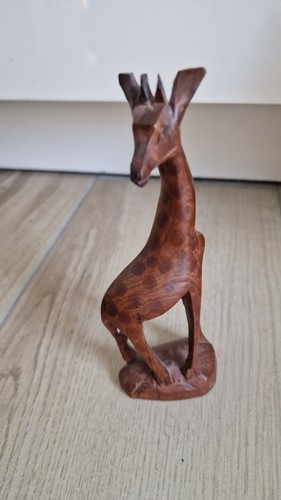 Giraffe aus holz - giraffe,