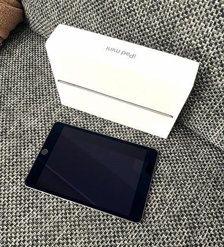 Apple ipad mini tablet - apple,