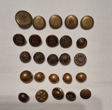 19. Konvolut: 20 alte Knöpfe