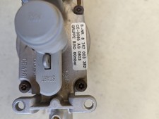 Junkers Gasarmatur Gasventil ZWR  18-5 KE 21  8747003382