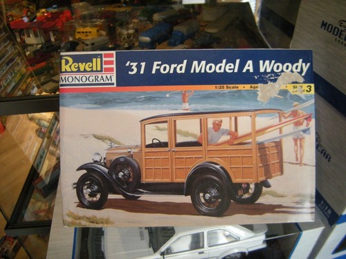 Monogram ford model - 1:25,
