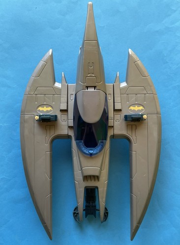 Batwing plane batman - plane, animated
