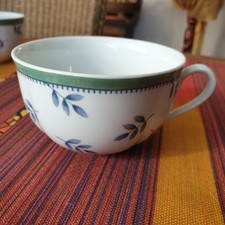 V&B SWITCH 3  :  eine Teetasse