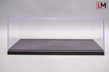 Kunststoff-Vitrine für 1:18