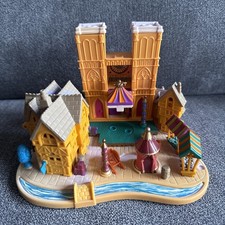Disney der Glöckner von Notre Dame Polly Pocket Bluebird 1995