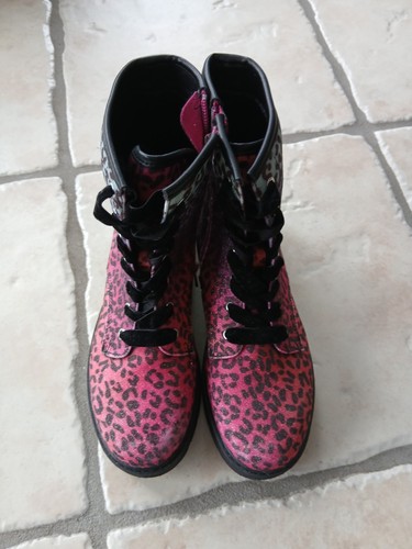 Stiefel gemustert